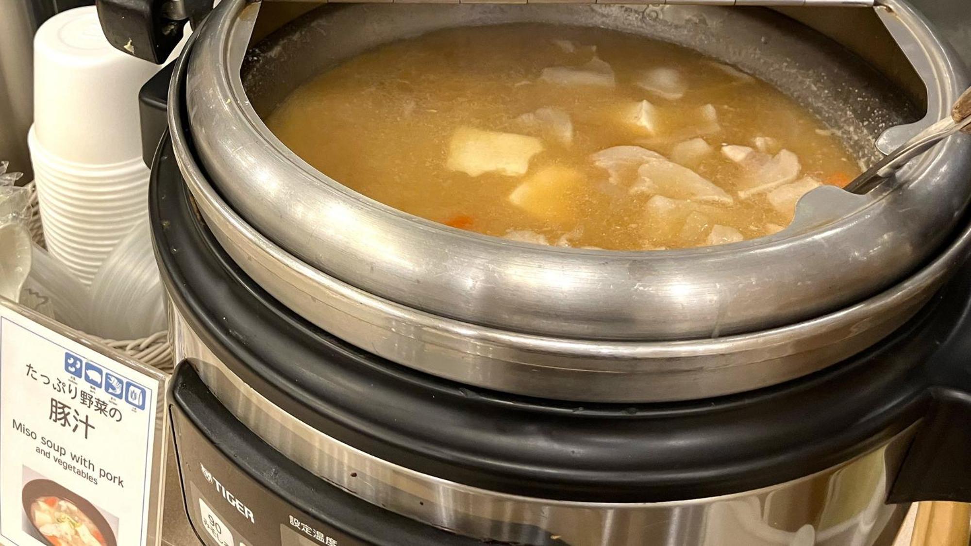 Toyoko Inn Hokkaido Sapporo-Eki Minami-Guchi מראה חיצוני תמונה